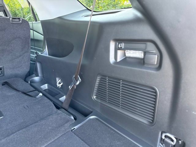 Used 2024 Ford Explorer XLT w/ Equipment Group 202A AWD/4WD image 42