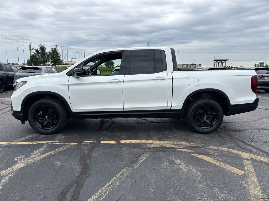 Certified 2022 Honda Ridgeline Black Edition image 12