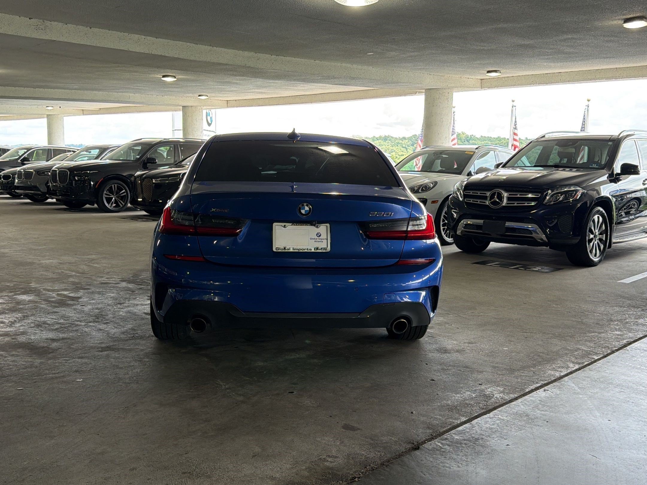 Used 2021 BMW 330i xDrive Sedan w/ Executive Package AWD/4WD image 8