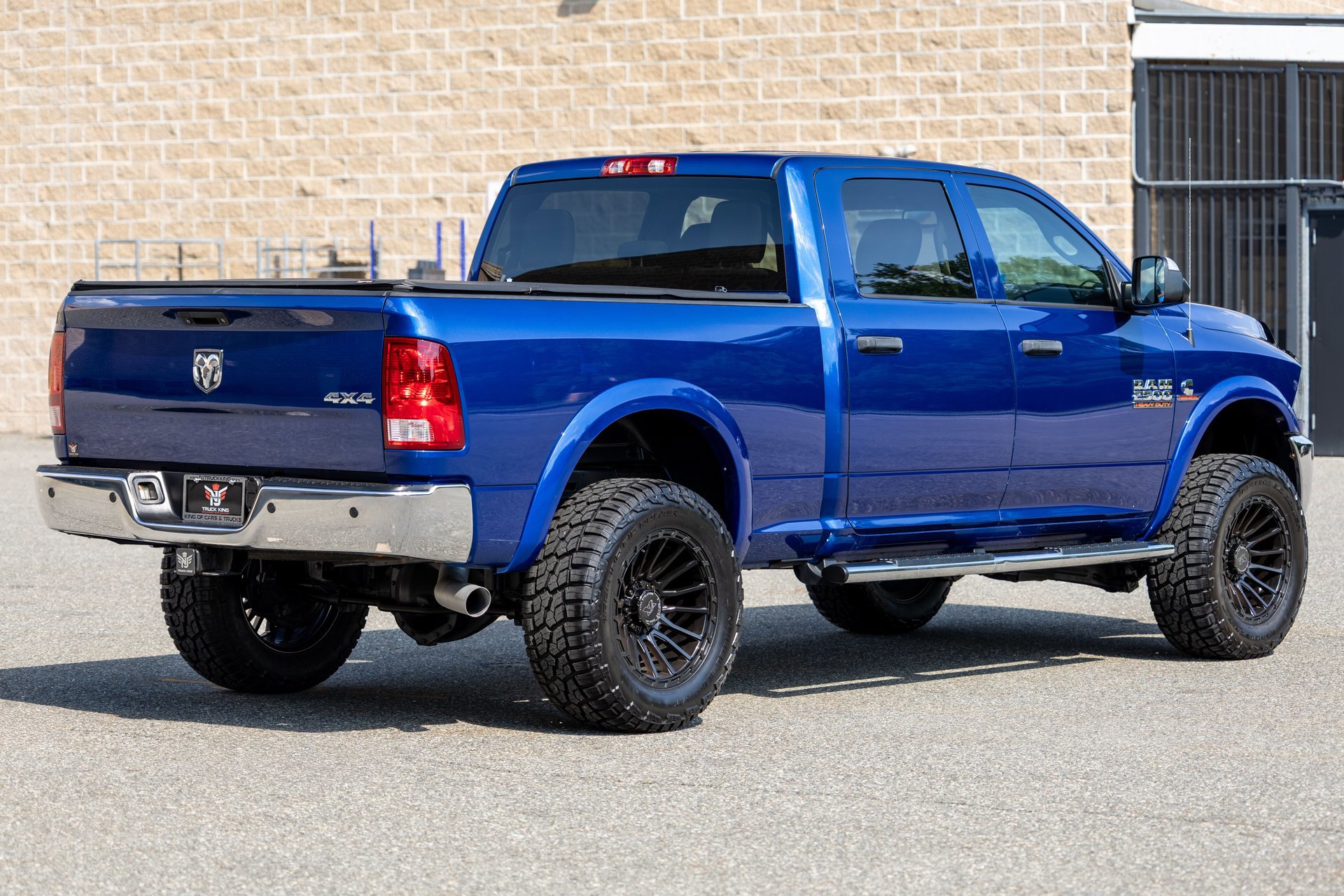 Used 2015 RAM 2500 Tradesman w/ Chrome Appearance Group AWD/4WD image 12