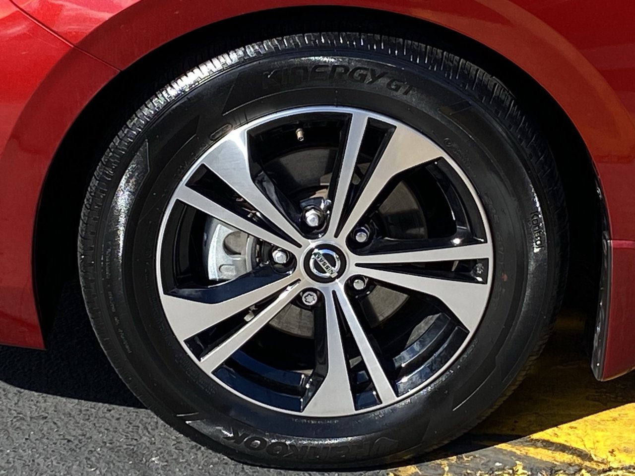 Certified 2023 Nissan Sentra SV FWD image 8