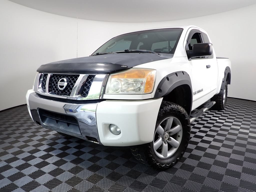 Used 2011 Nissan Titan SV w/ SV Value Truck Pkg AWD/4WD image 2