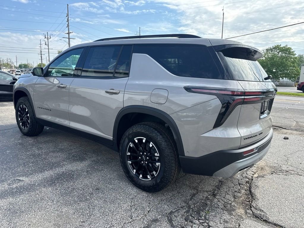 New 2026 Chevrolet Traverse Z71 w/ Enhanced Driving Package AWD/4WD image 5