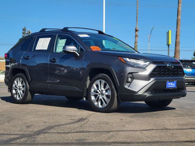 Used 2023 Toyota RAV4 XLE Premium AWD/4WD image 35