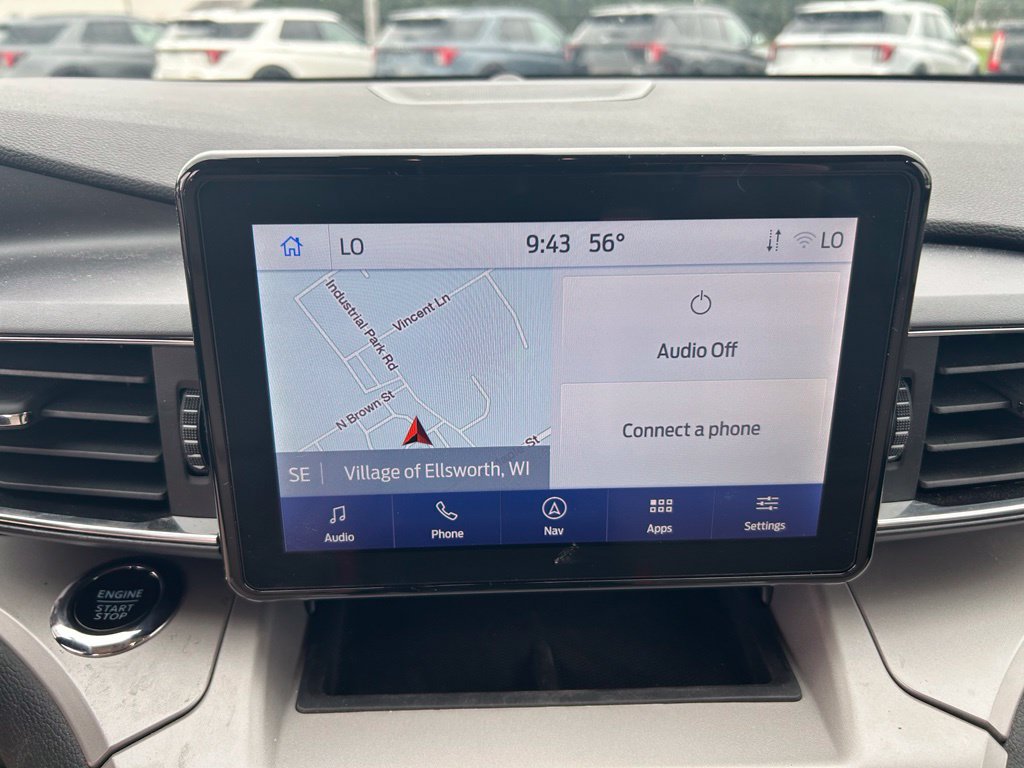 Used 2024 Ford Explorer XLT w/ Equipment Group 202A AWD/4WD image 18