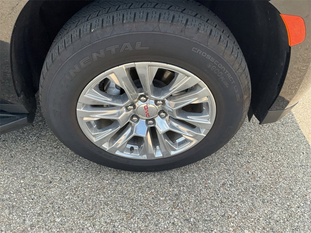 Used 2024 GMC Yukon Denali image 21