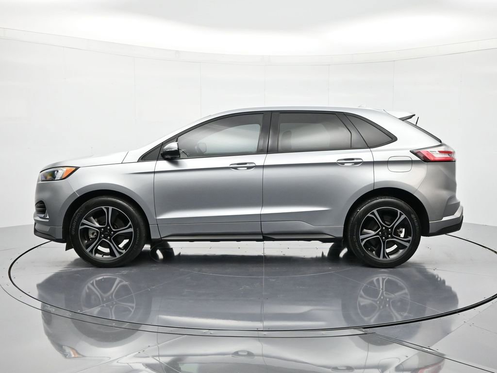 Used 2020 Ford Edge ST image 9