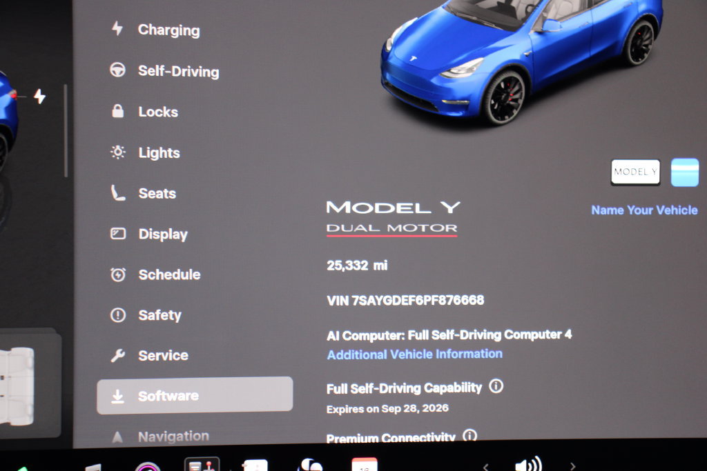 Used 2023 Tesla Model Y Performance AWD/4WD image 29
