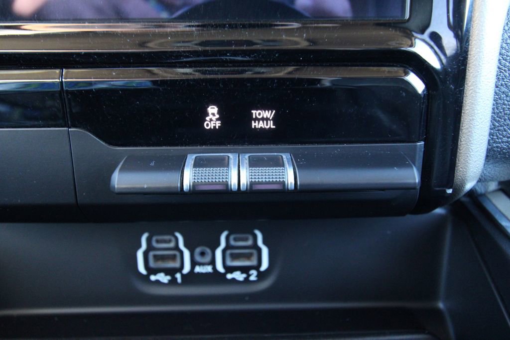 Used 2021 RAM 1500 Laramie image 21