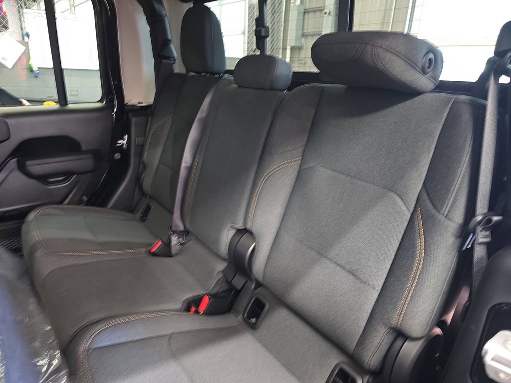 New 2026 Jeep Gladiator Sport AWD/4WD image 14