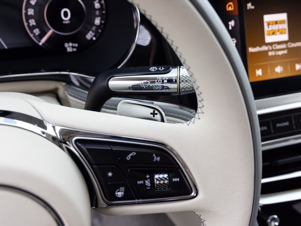 New 2026 Bentley Flying Spur Plug-In Hybrid AWD/4WD image 39