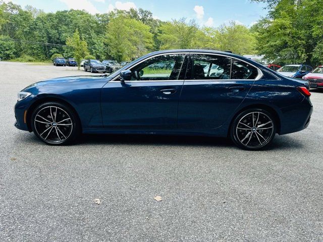 Used 2022 BMW 330i xDrive Sedan w/ Driving Assistance Package image 9