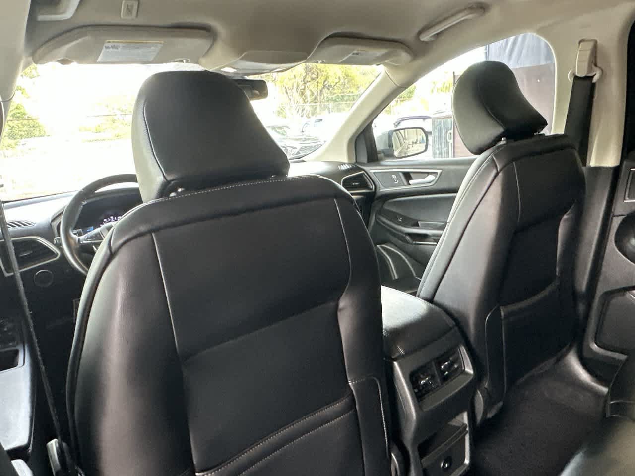 Used 2024 Ford Edge SEL AWD/4WD image 23