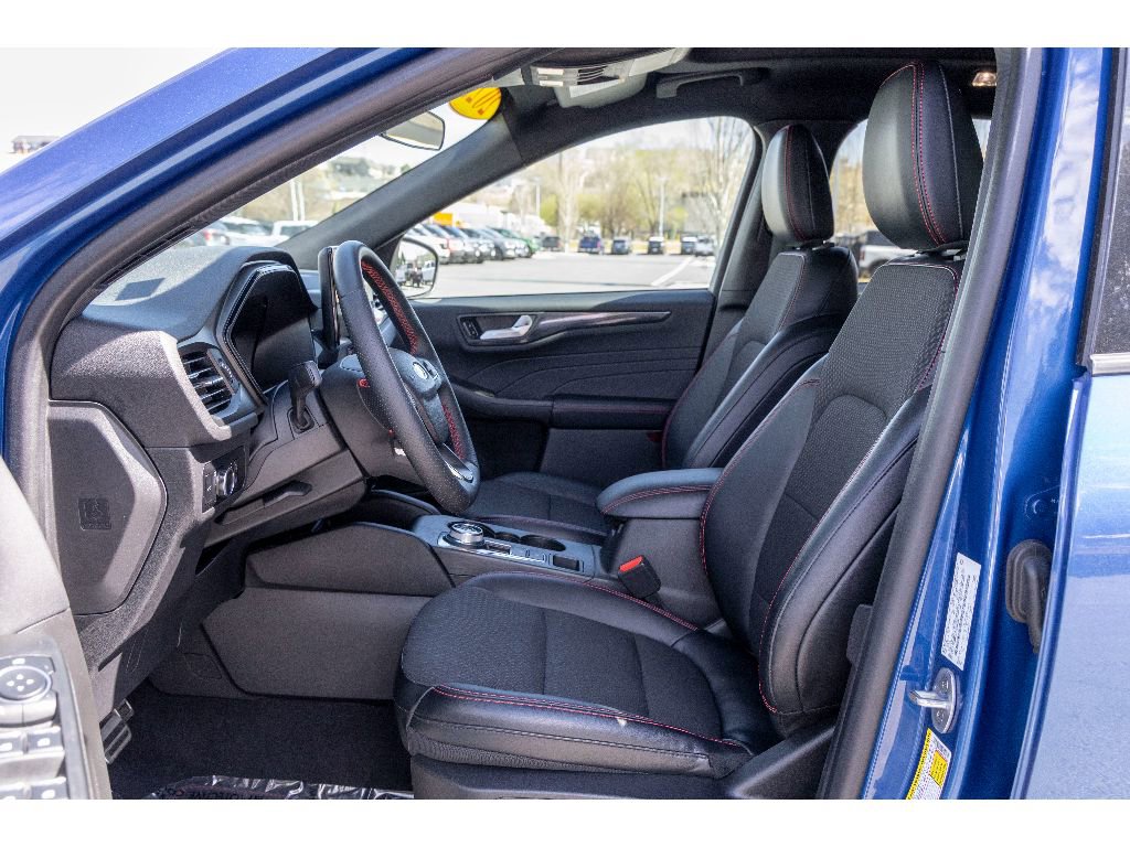 Used 2023 Ford Escape ST-Line w/ Tech Pack #1 AWD/4WD image 15
