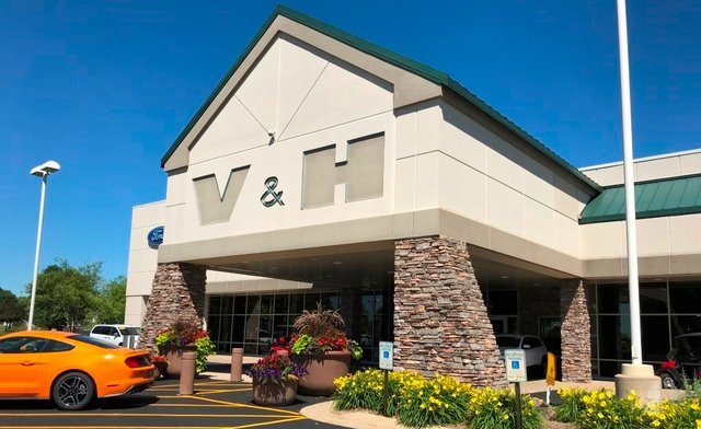 Used 2017 RAM 1500 Classic SLT image 10