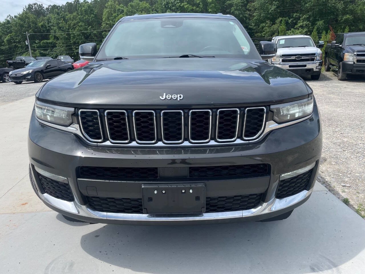 Used 2022 Jeep Grand Cherokee L Limited AWD/4WD image 2