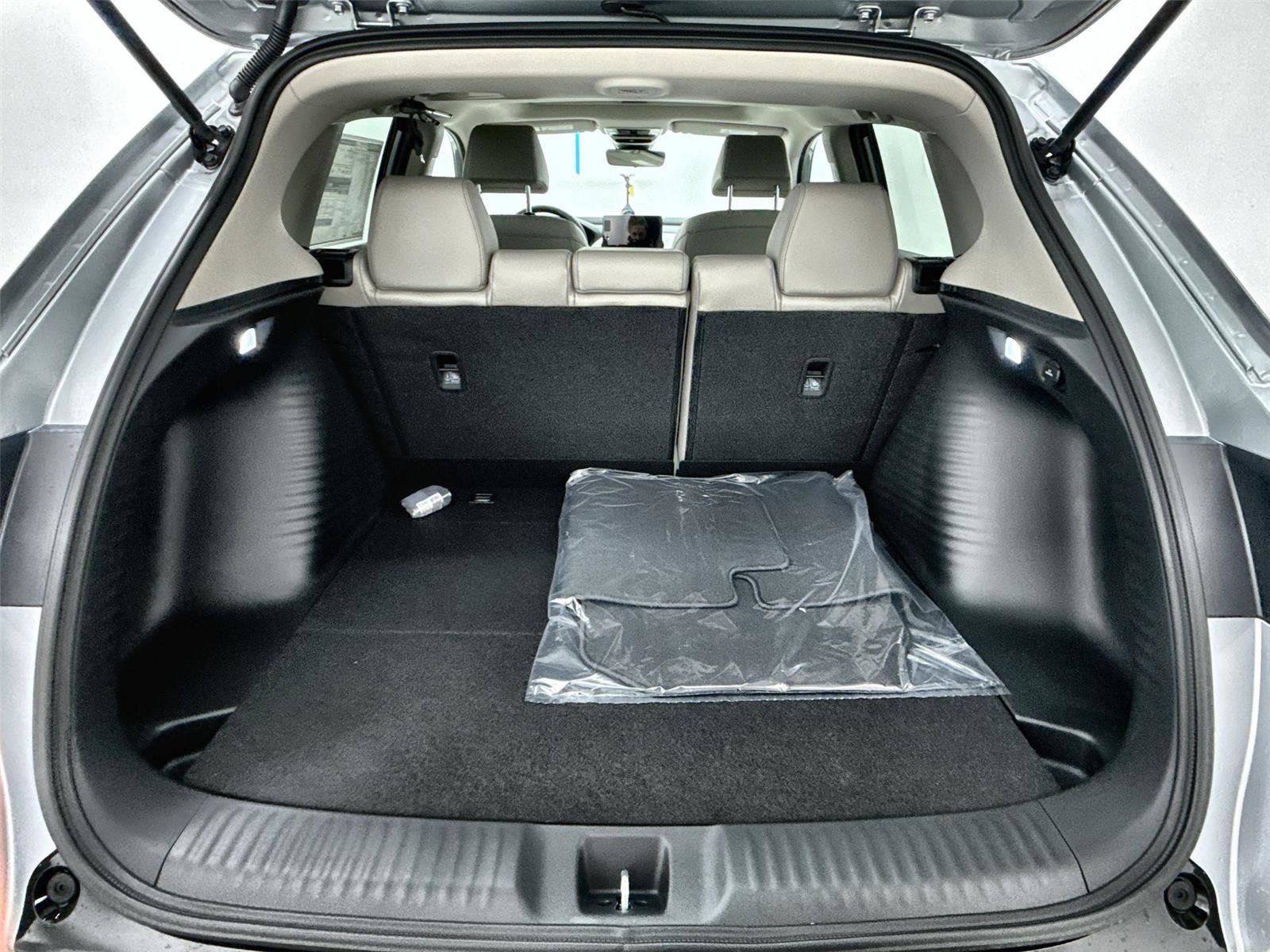New 2027 Honda HR-V EX-L image 32