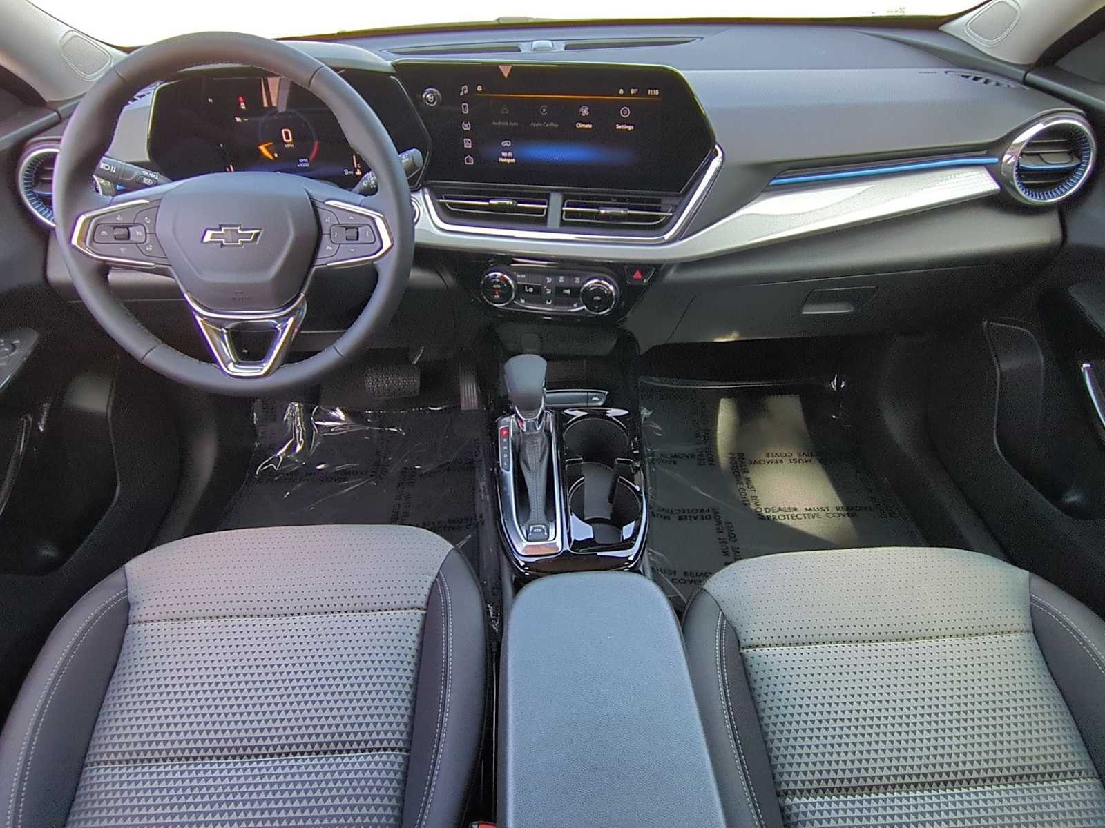 New 2026 Chevrolet Trax LT w/ Midnight Edition FWD image 13