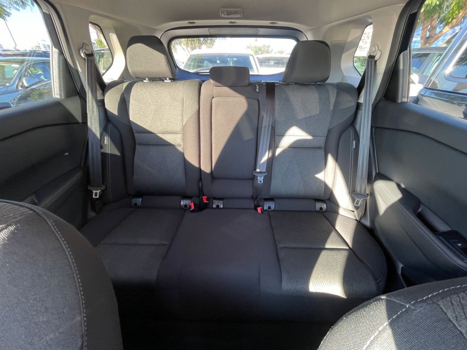 Used 2025 Nissan Rogue SV image 38