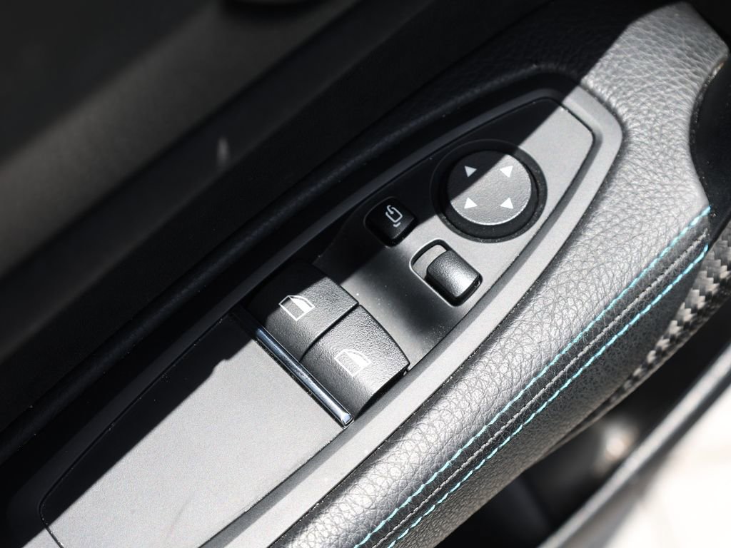 Used 2018 BMW M2 RWD image 13