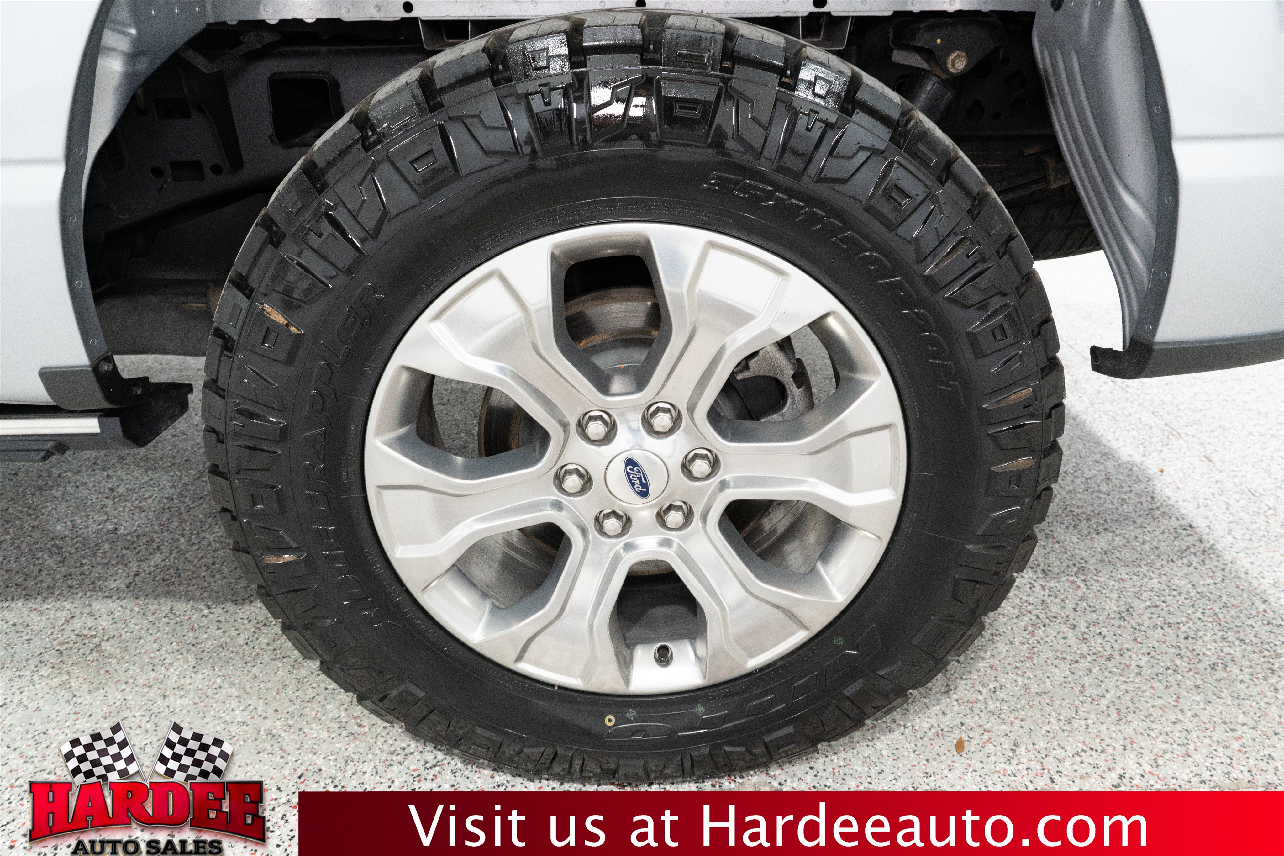 Used 2023 Ford F150 Platinum w/ FX4 Off-Road Package AWD/4WD image 10
