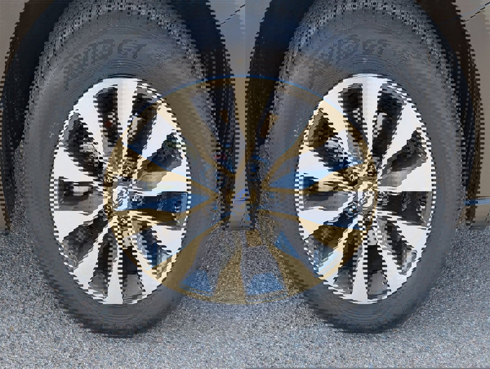 Used 2023 Subaru Outback Limited image 9