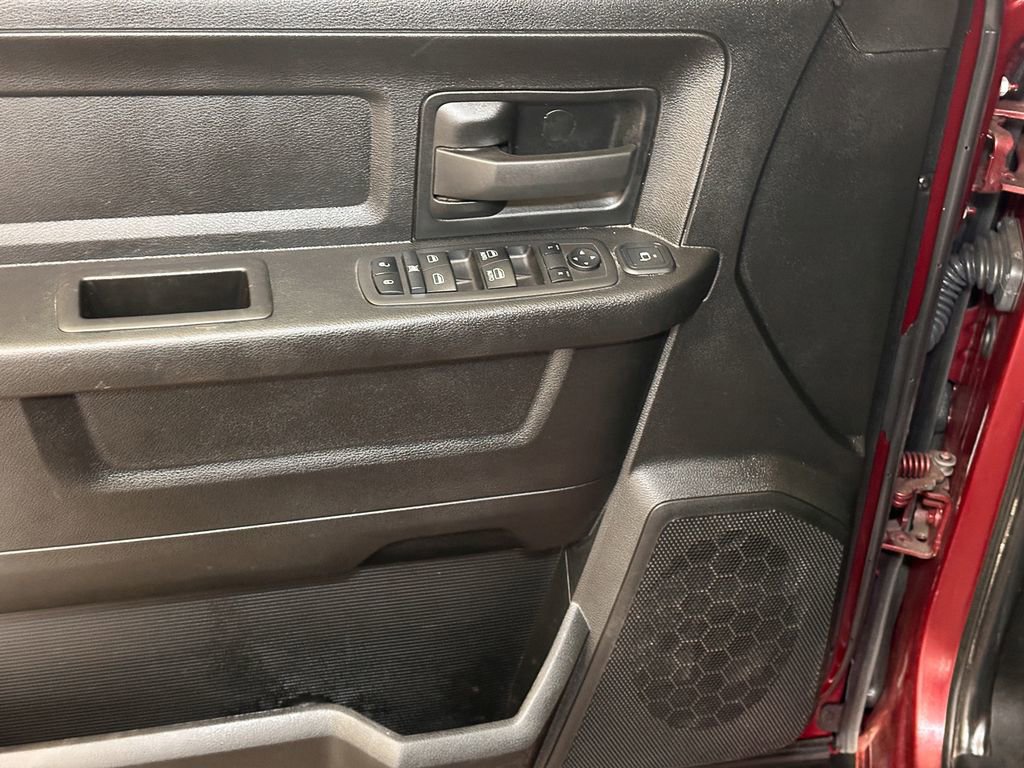 Used 2024 RAM 5500 Tradesman w/ Chrome Appearance Group image 20