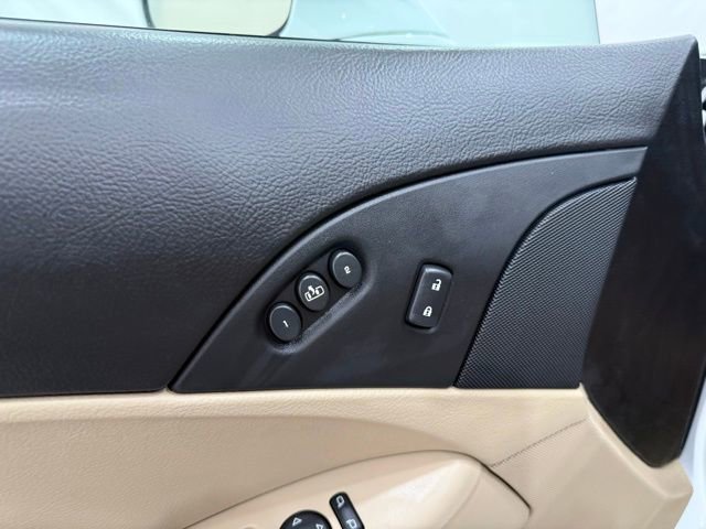 Used 2006 Chevrolet Corvette Convertible w/ Preferred Equipment Group image 16