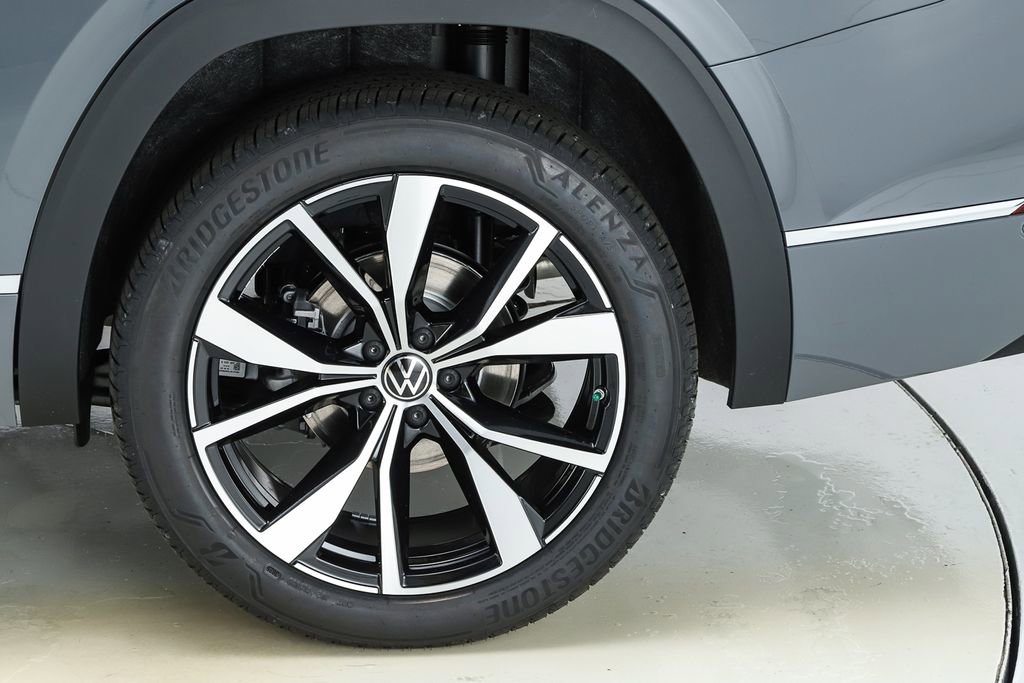 New 2026 Volkswagen Atlas SEL Premium R-Line image 45