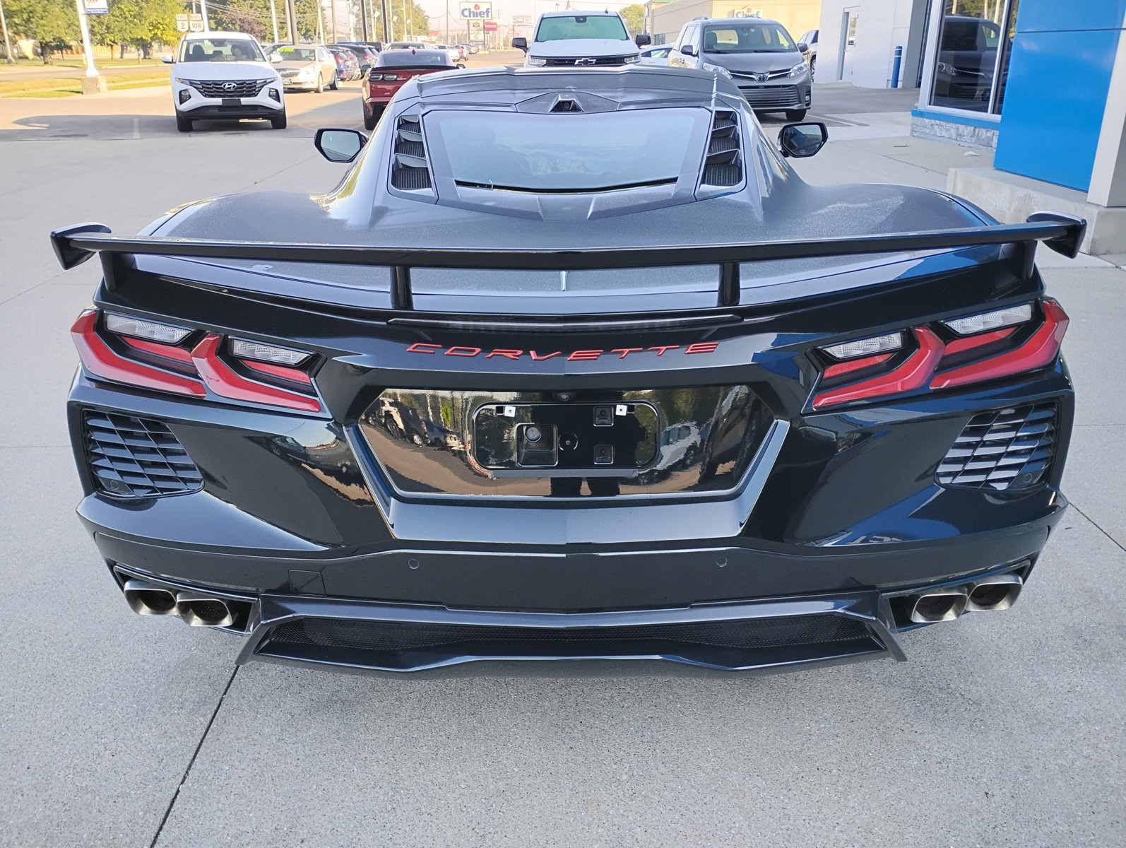 Used 2025 Chevrolet Corvette Stingray Premium Cpe w/ Z51 Performance Package image 14