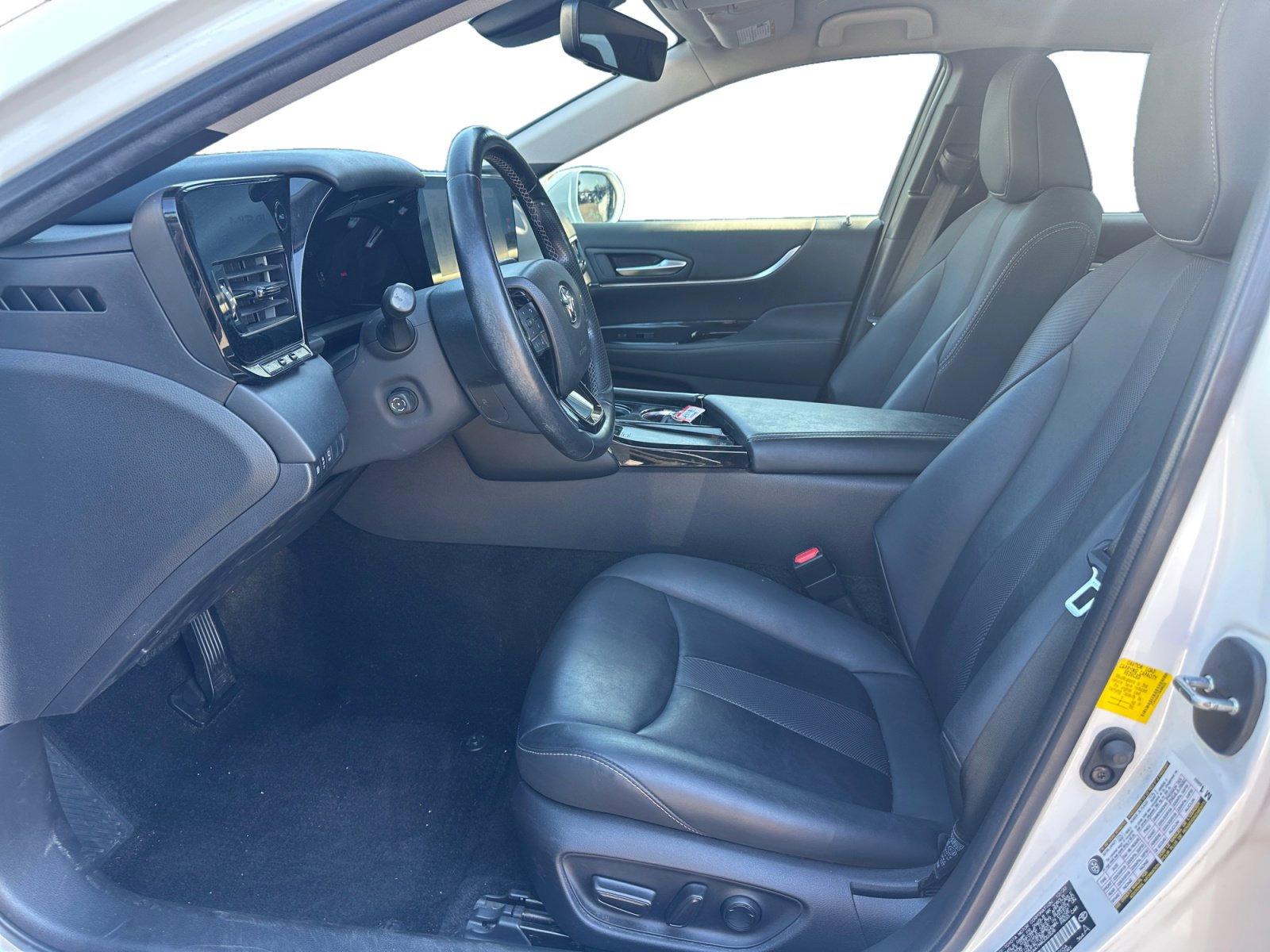 Used 2021 Toyota Mirai XLE w/ Advanced Technology Package image 9