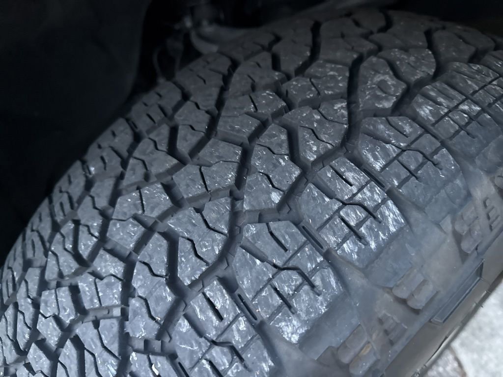 Used 2024 GMC Sierra 1500 SLT w/ SLT Premium Plus Package image 28