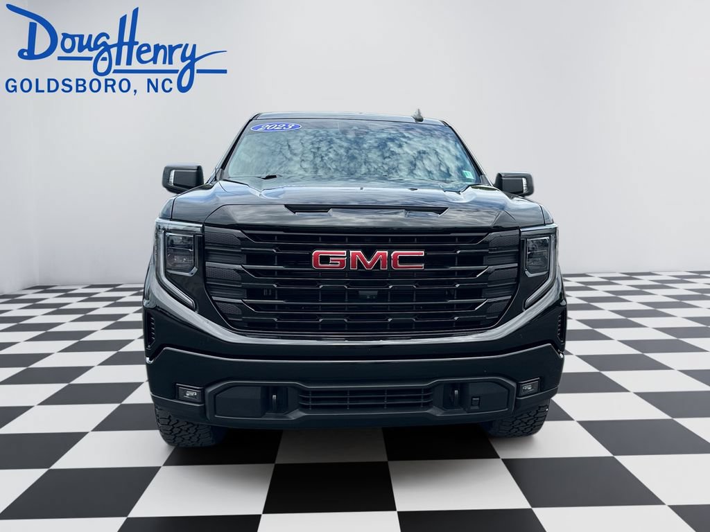 Used 2023 GMC Sierra 1500 Elevation w/ Elevation Premium Package AWD/4WD image 8