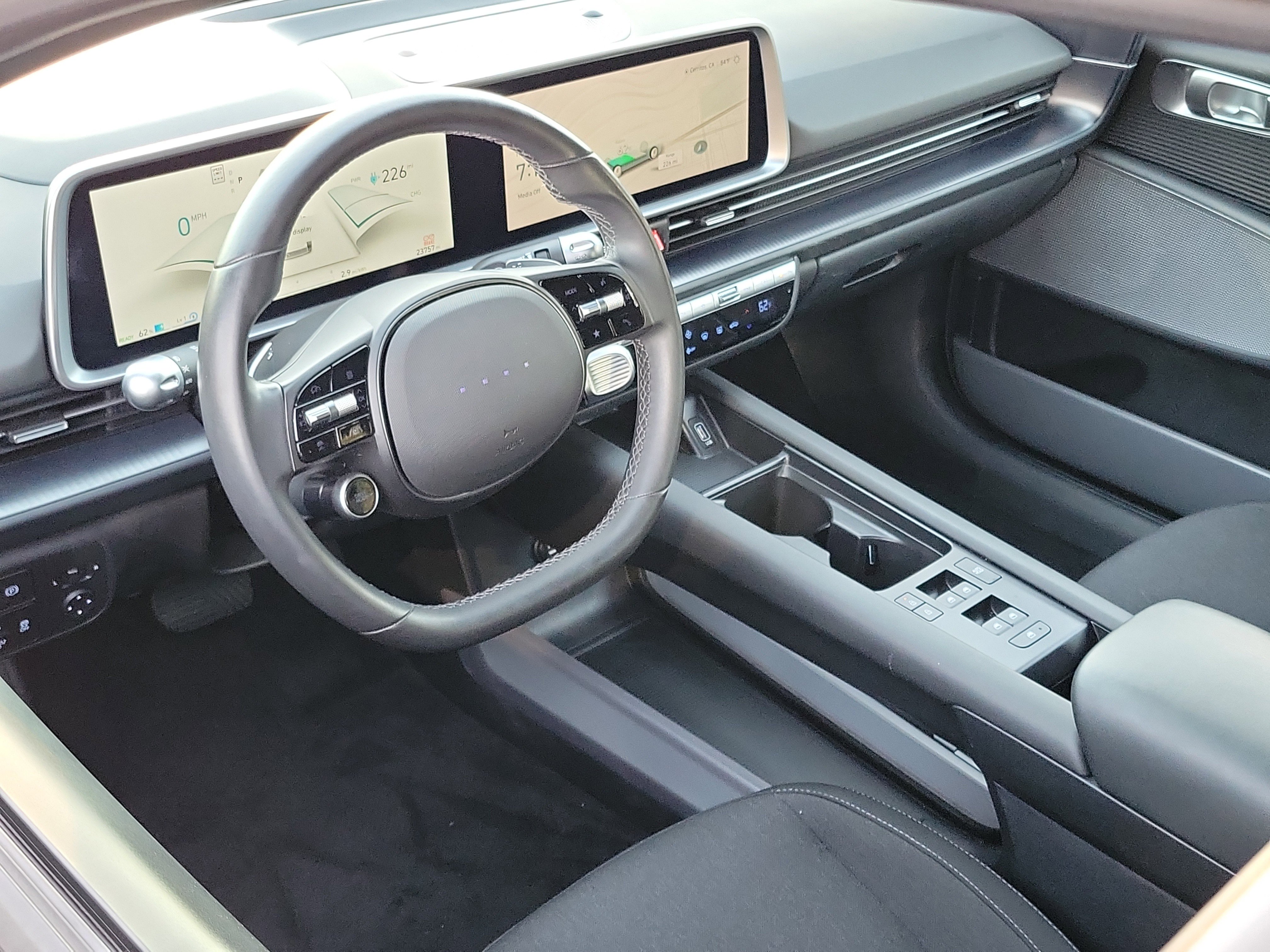 Certified 2023 Hyundai Ioniq 6 SE image 5