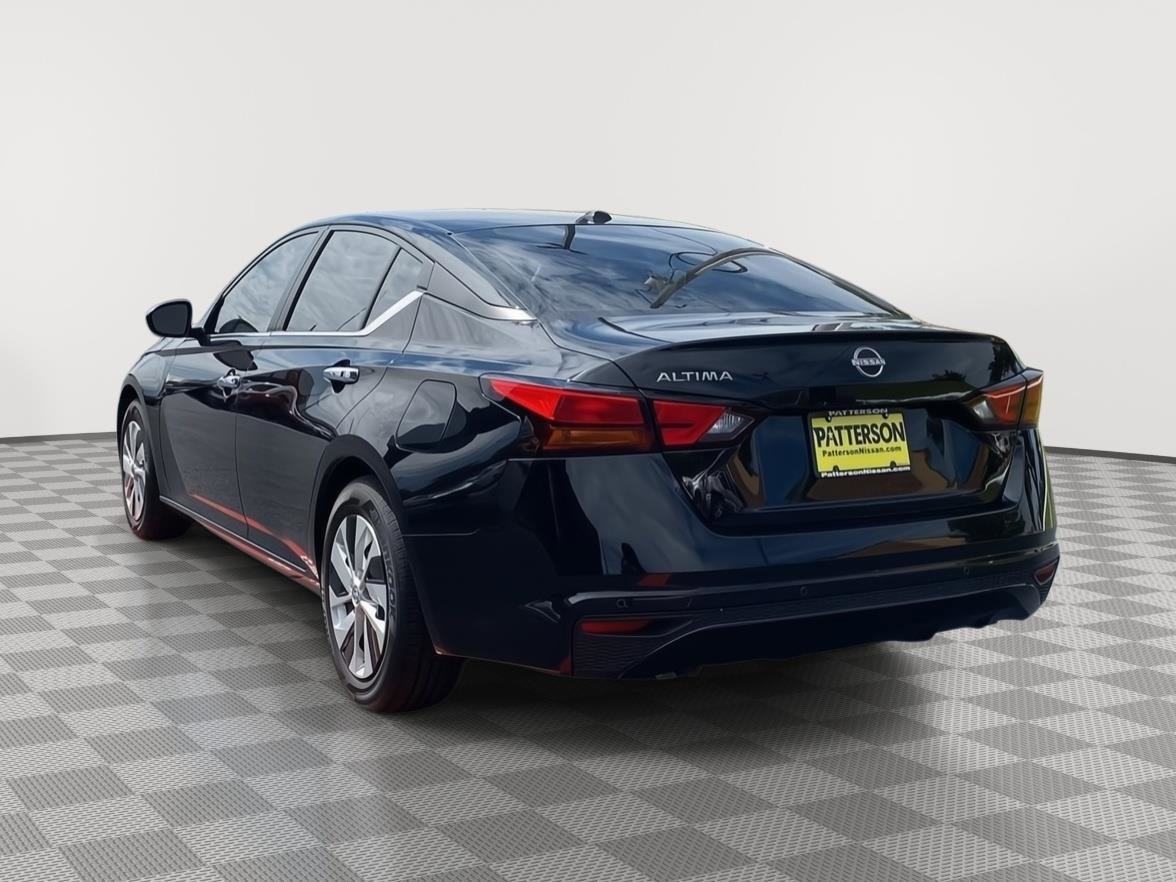 Used 2025 Nissan Altima 2.5 S FWD image 7