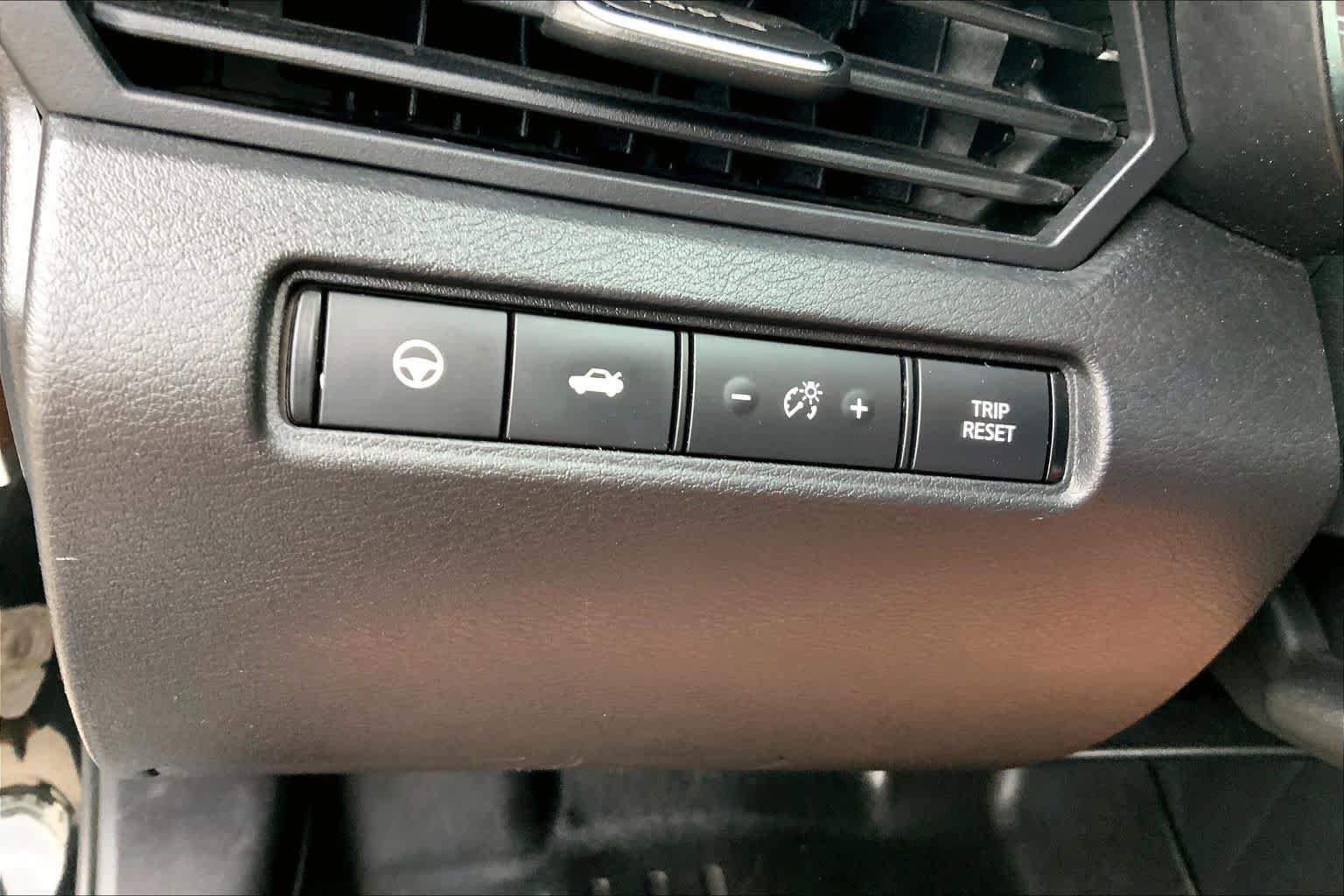 Used 2019 Nissan Altima 2.5 SL FWD image 31