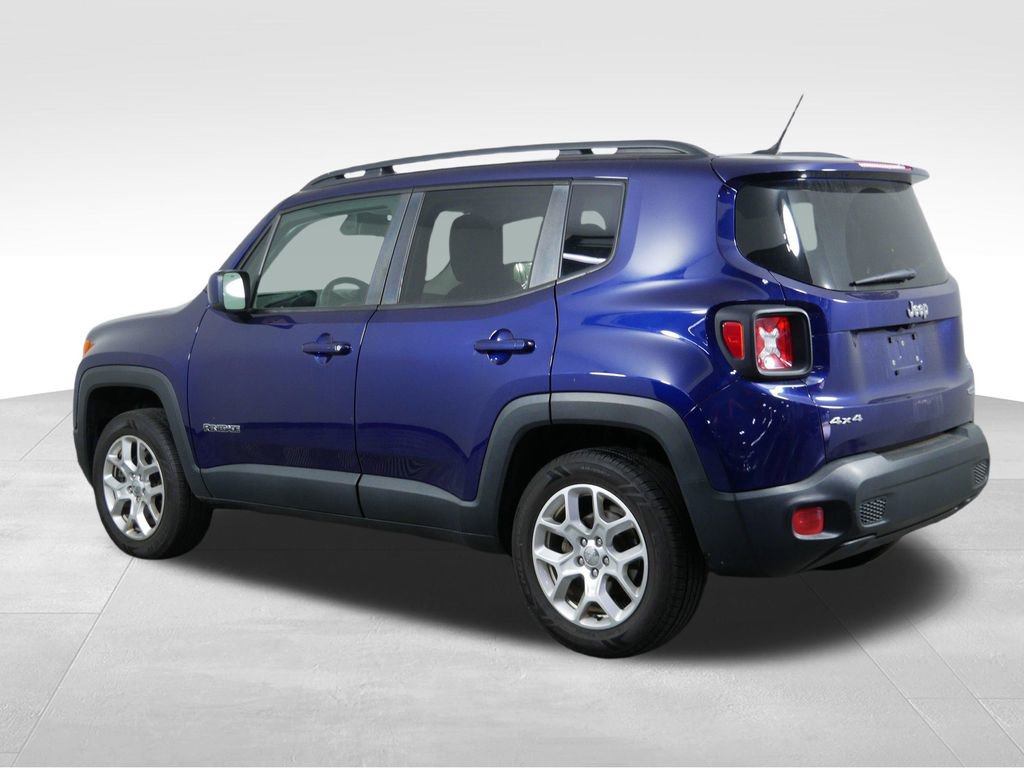 Used 2017 Jeep Renegade Latitude AWD/4WD image 8