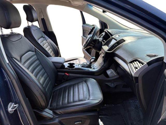 Used 2017 Ford Edge SEL w/ Equipment Group 201A FWD image 11