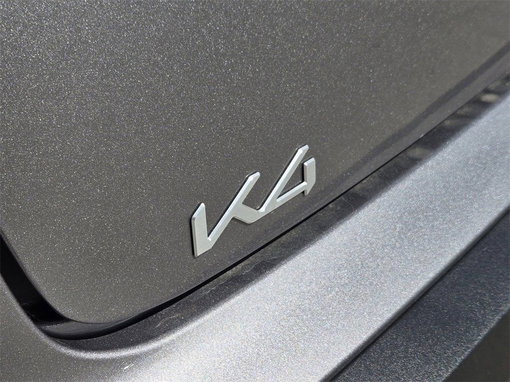 New 2026 Kia K4 FWD image 8
