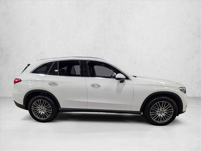 Used 2026 Mercedes-Benz GLC 300 4MATIC video 4