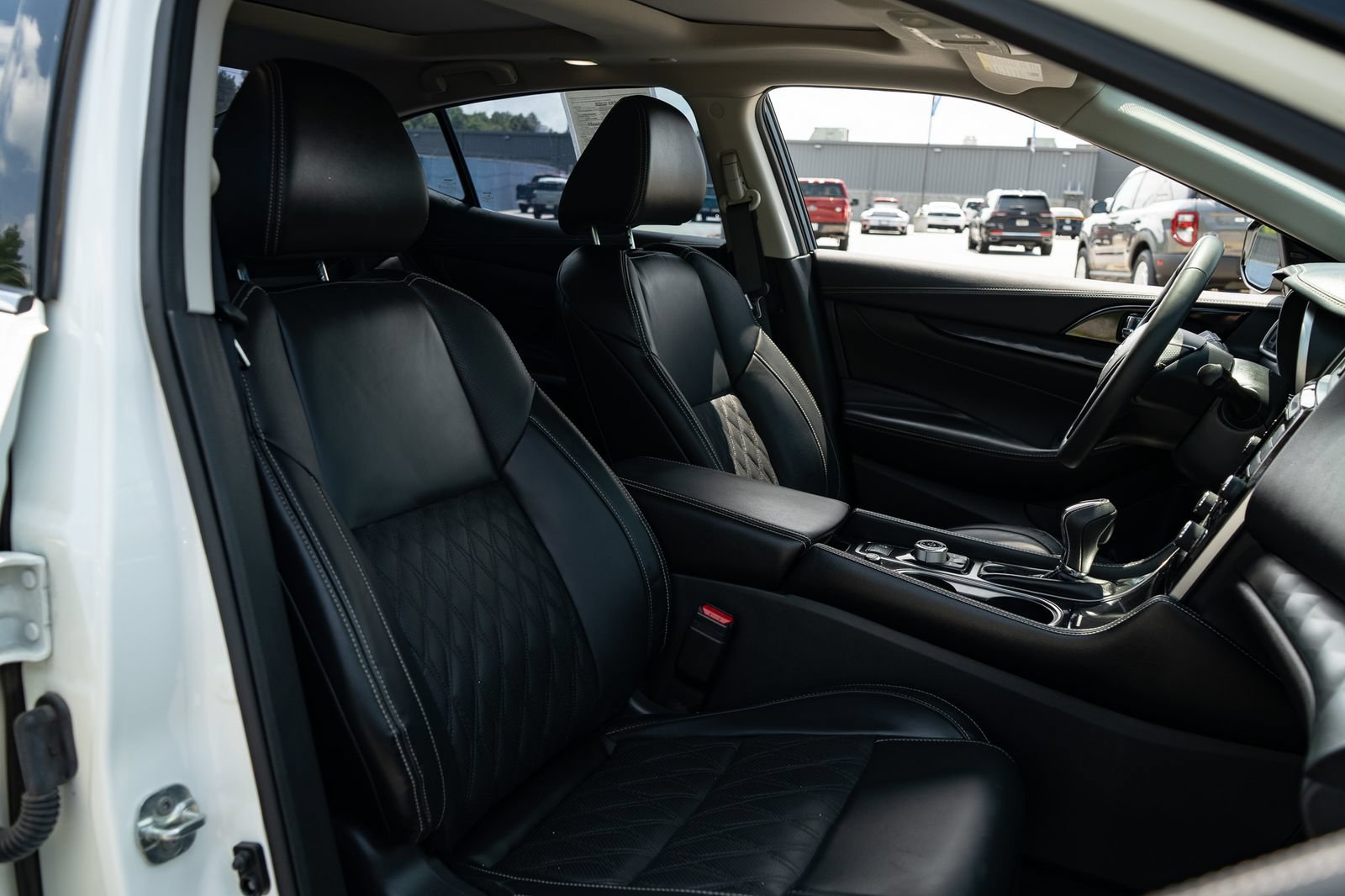 Used 2023 Nissan Maxima Platinum w/ Sport Mat Group FWD image 23