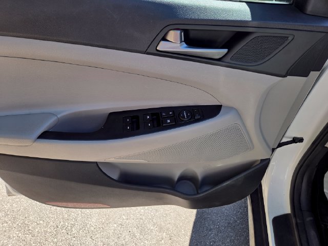 Used 2018 Hyundai Tucson SEL AWD/4WD image 12