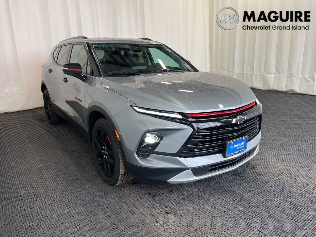 Used 2024 Chevrolet Blazer LT w/ Redline Edition AWD/4WD image 29