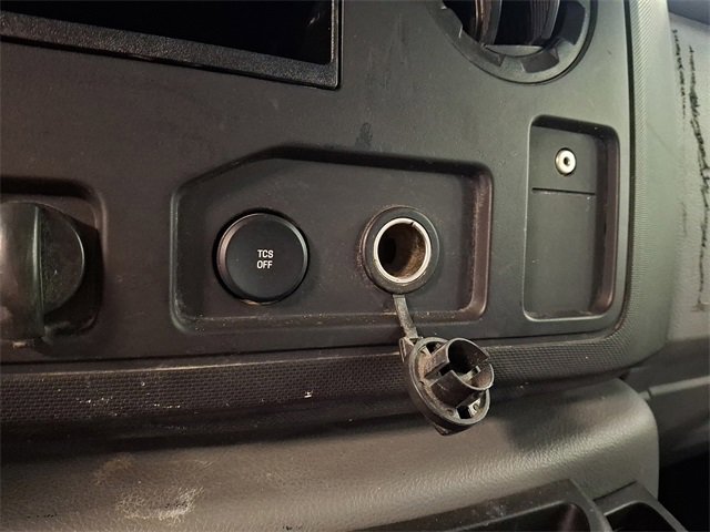 Used 2014 Ford E-150 and Econoline 150 image 20