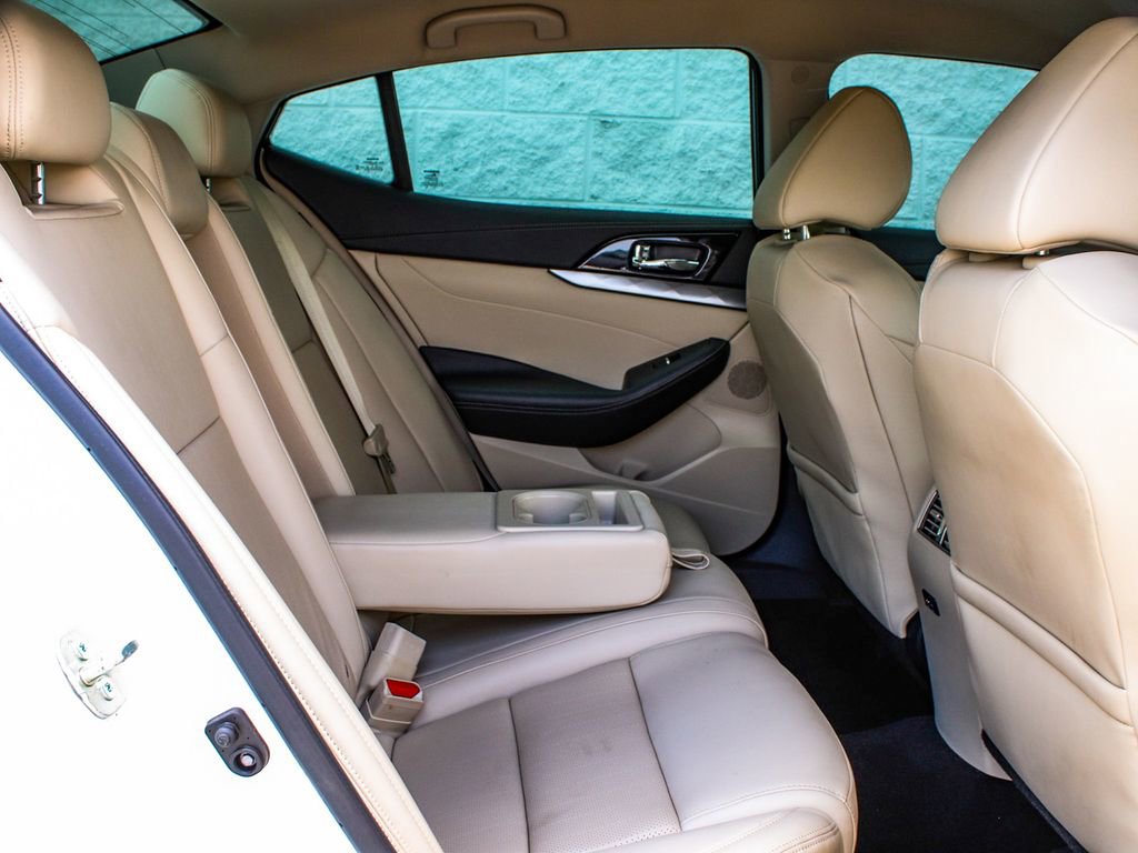 Used 2020 Nissan Maxima 3.5 SV w/ Floor Mat Group FWD image 37