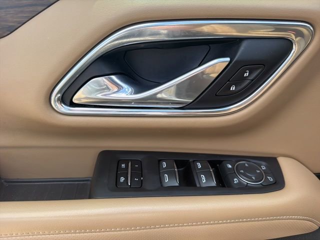 Used 2021 Chevrolet Suburban Premier RWD image 14