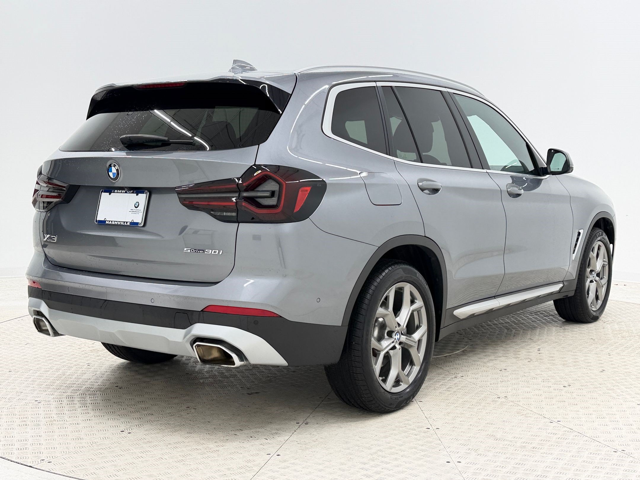 Used 2024 BMW X3 sDrive30i w/ Convenience Package RWD image 9