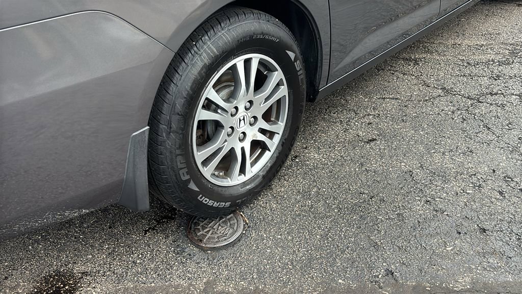 Used 2012 Honda Odyssey EX image 8