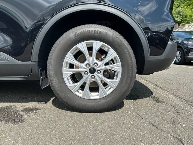 Used 2025 Ford Escape Active AWD/4WD image 32