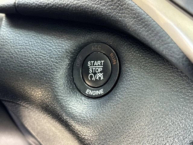 Used 2016 Jeep Cherokee Limited image 24